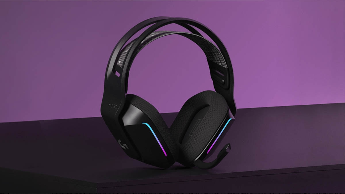 Logitech G733 LIGHTSPEED wireless RGB gaming headset review